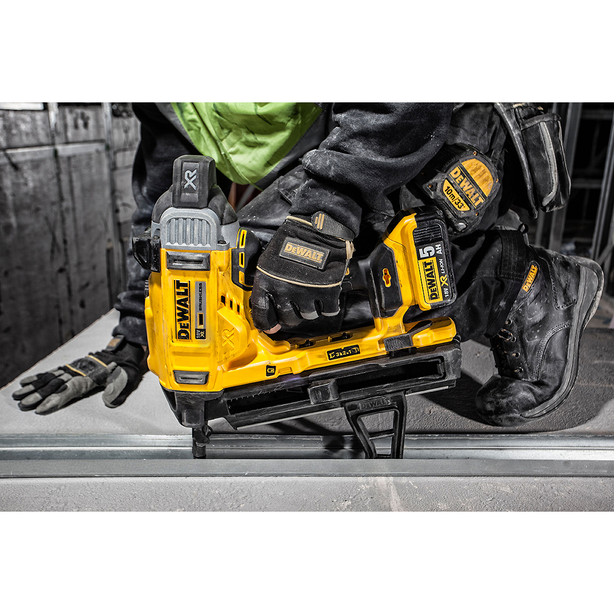 DEWALT Akku-Betonnagler 18V Basisversion