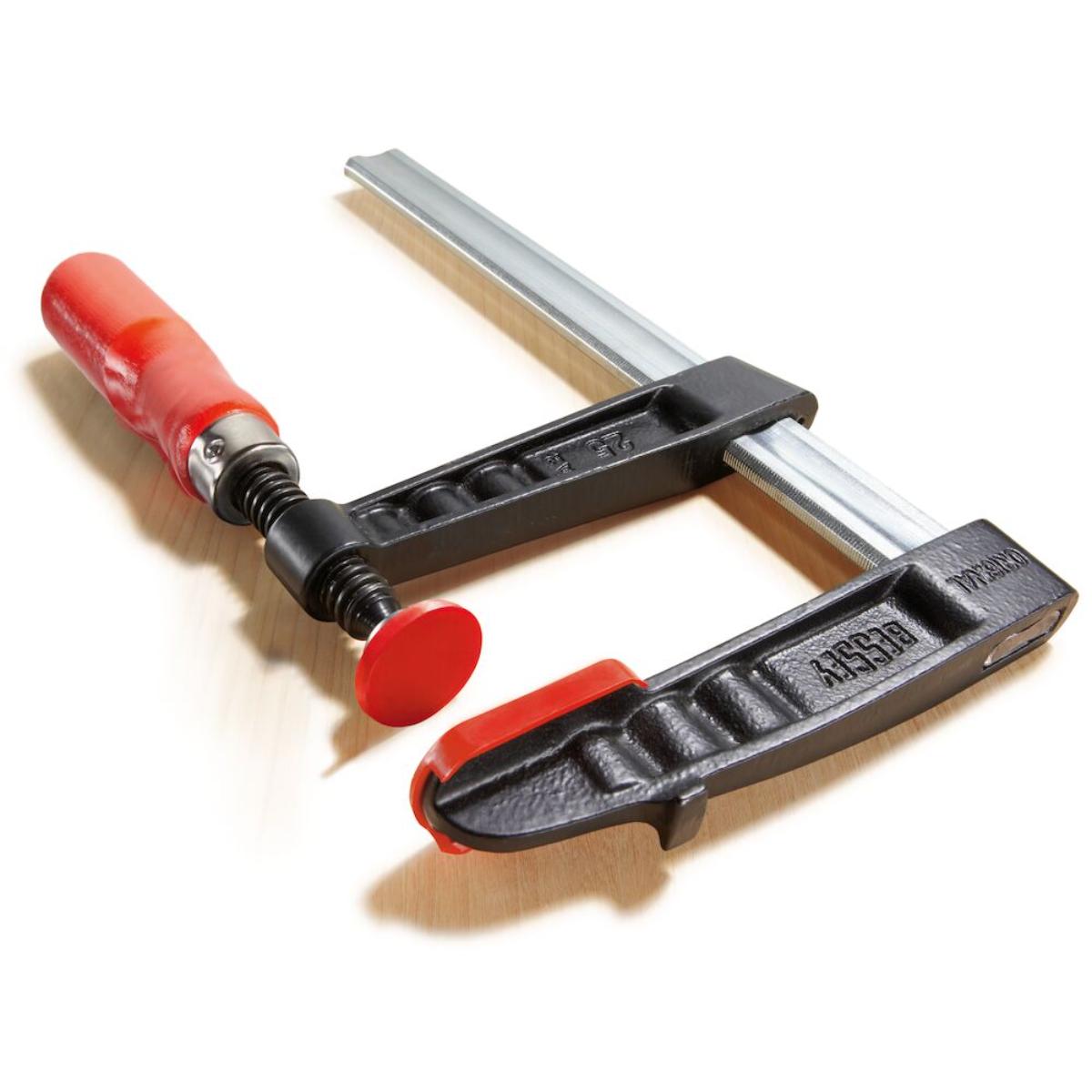 Bessey Original Temperguss-Schraubzwinge TG mit bewährtem Holzgriff