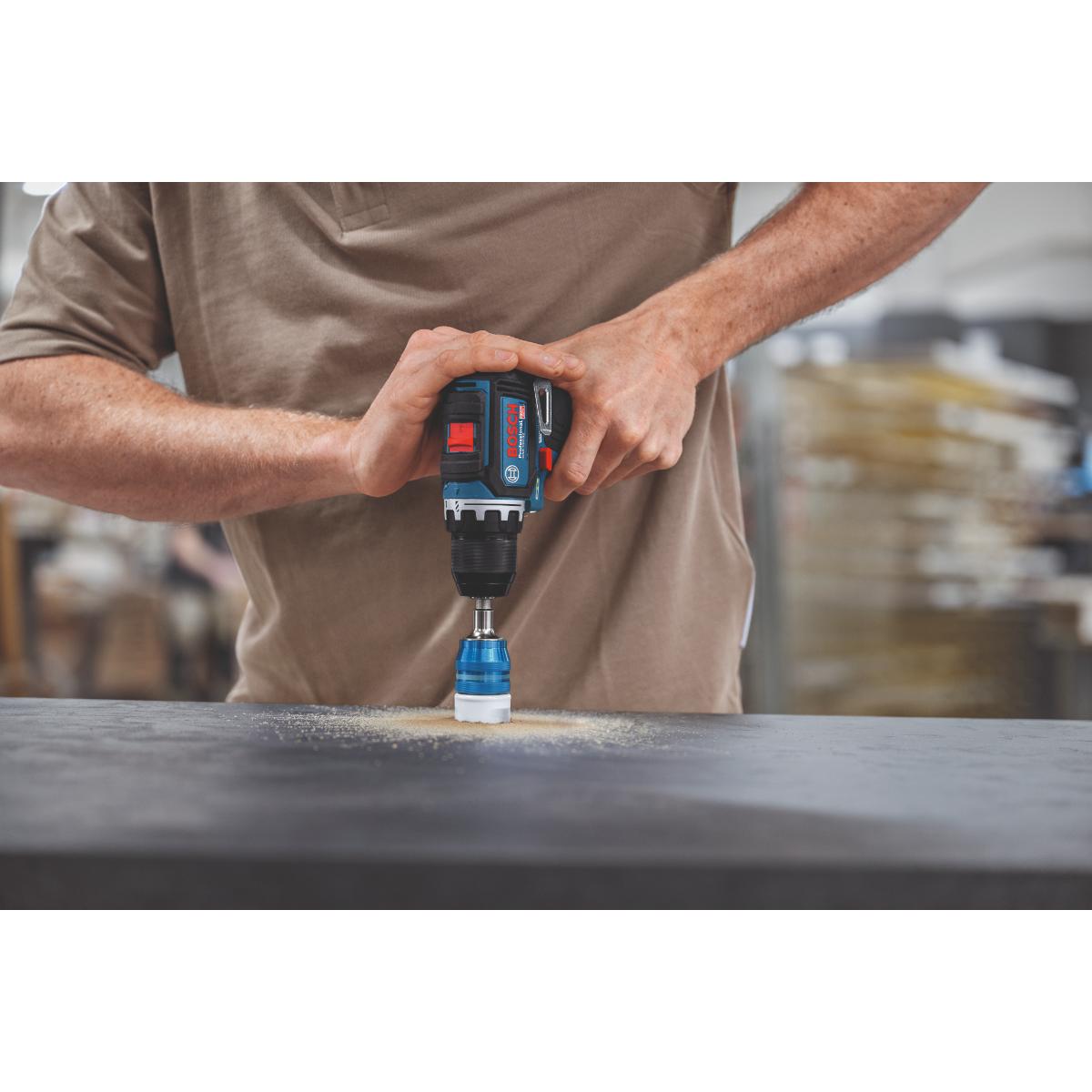 Bosch Akku-Bohrschrauber GSR 12V-32, 2 x Akku GBA 12V 2.0Ah in L-BOXX