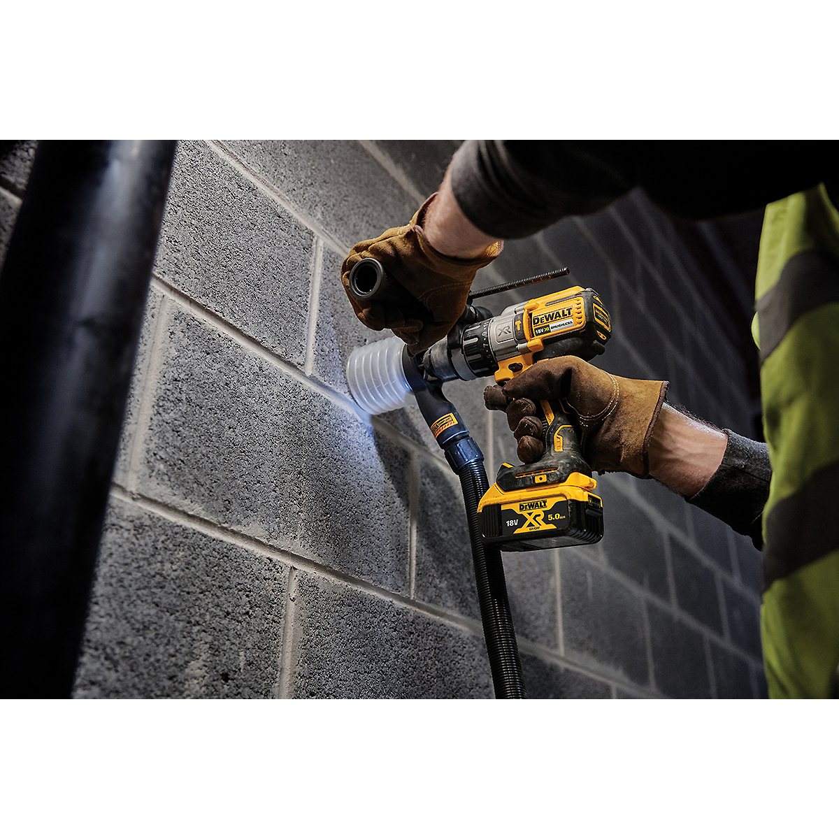 DEWALT Akku 3-Gang-Schlagbohrschrauber 18V + 2 Akku + Schnellladegerät