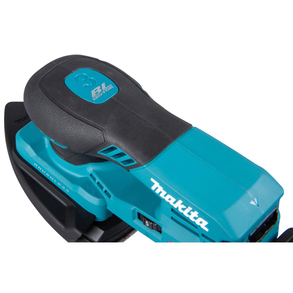 Makita Akku-Schwingschleifer XGT - Connector - Delta 100x150 mm - 3,0 mm Hub - 1,6 m Kabel