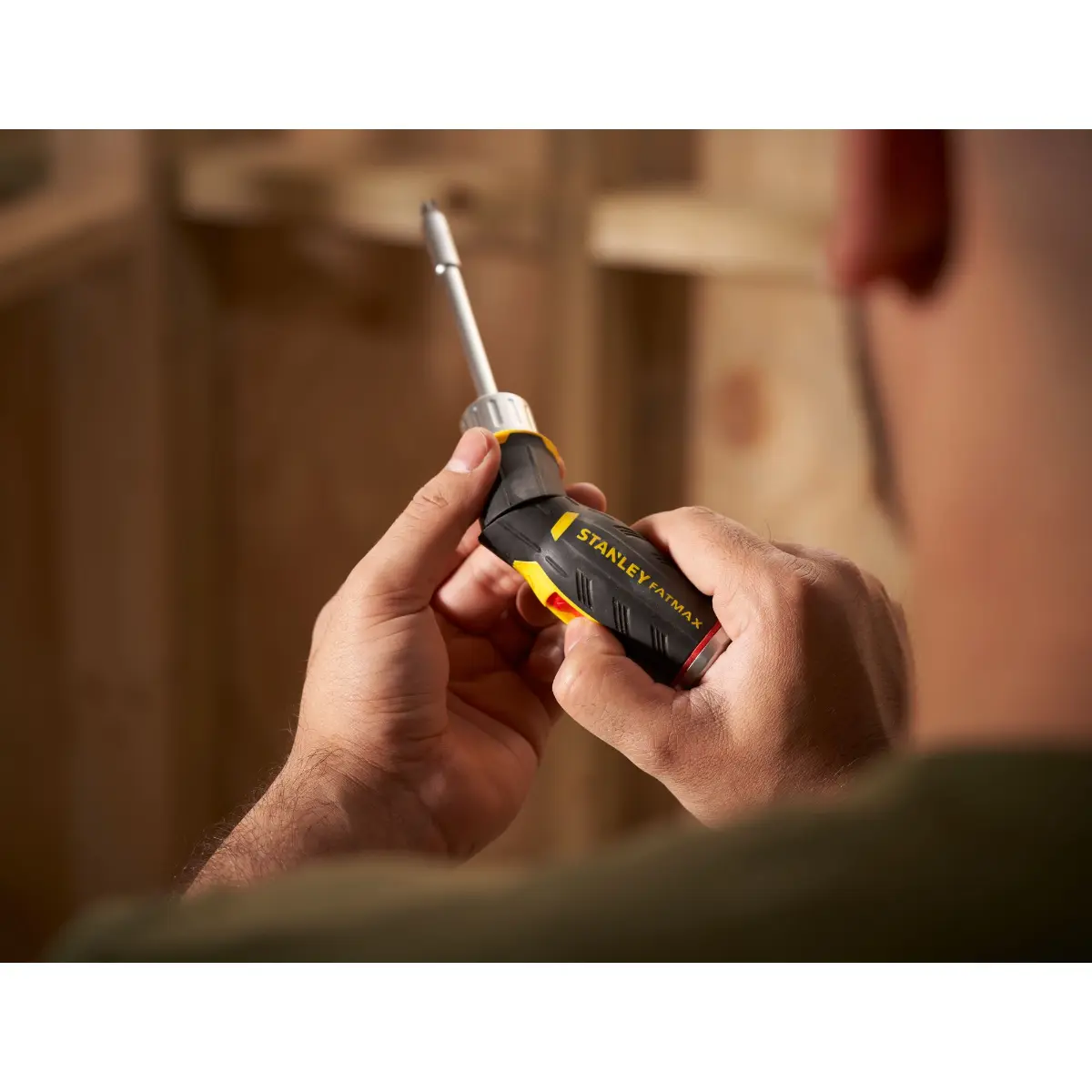 STANLEY FATMAX Bit-Schraubendreher mit Pistolen-Ratsche 12 Bits: 5-6,5-8mm PH1 PH2 PH3