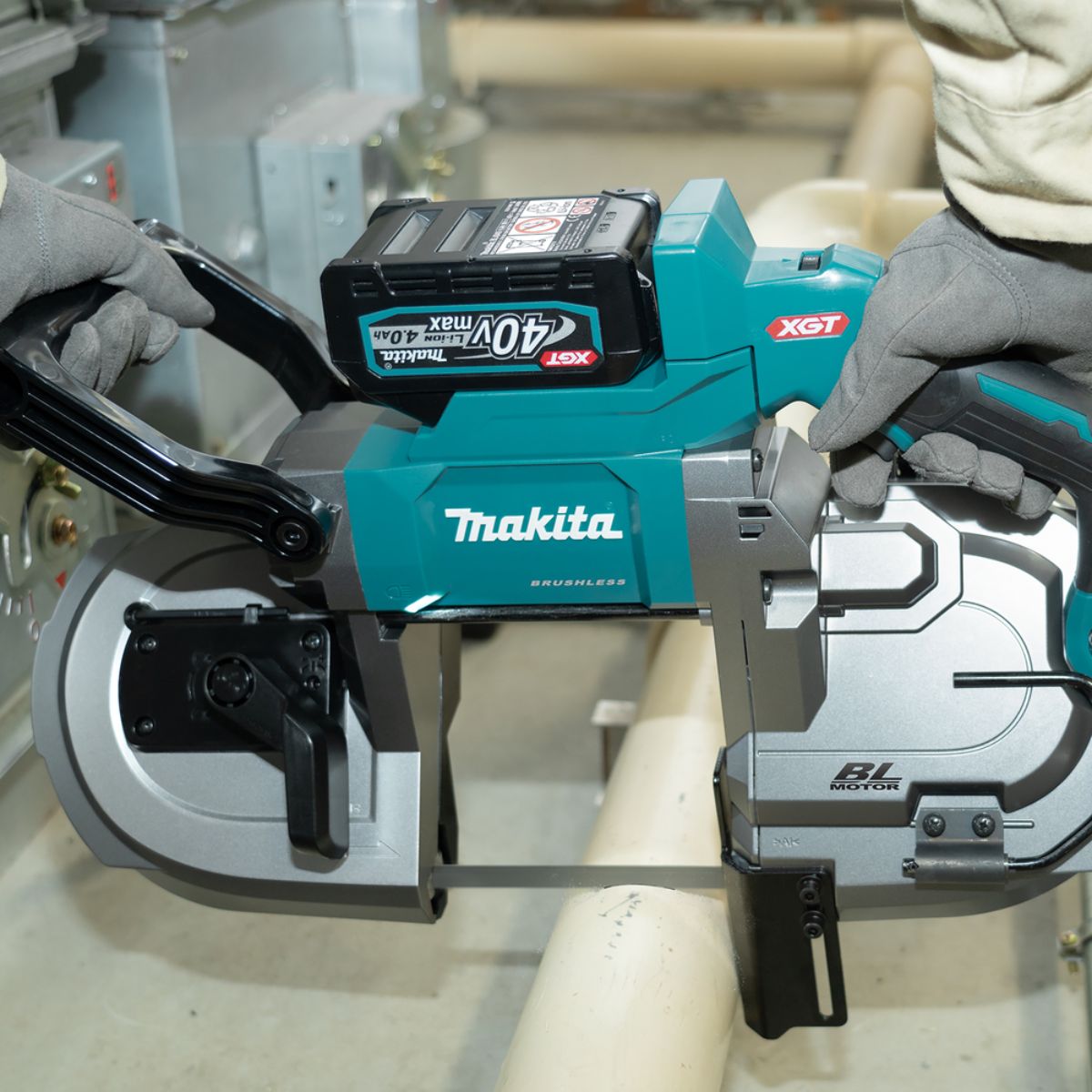 Makita Akku-Bandsäge 40V max. (ohne Akku, ohne Ladegerät) PB002GZ