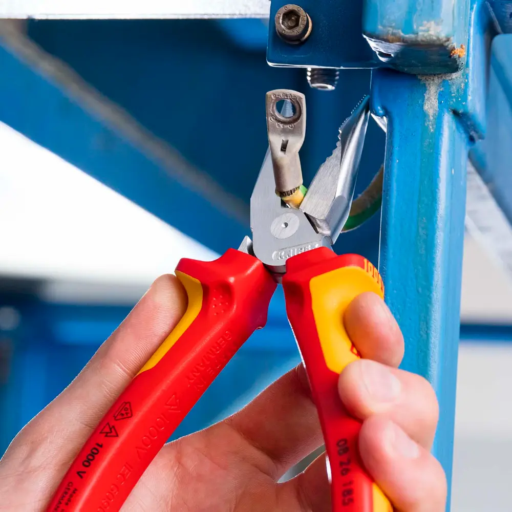 KNIPEX Spitz-Kombizange isoliert mit Mehrkomponenten-Hüllen, VDE-geprüft verchromt 185 mm