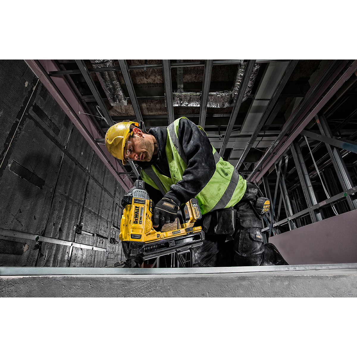 DEWALT Akku-Betonnagler 18V Basisversion