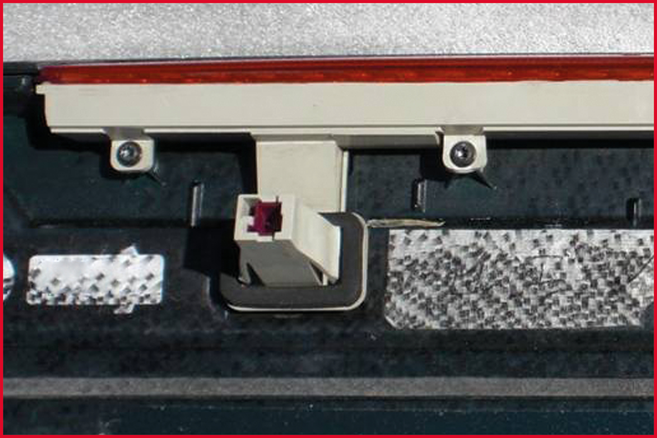 KS Tools Bremsleuchten-Demontage-Gabel-Satz für Mercedes, 4-tlg