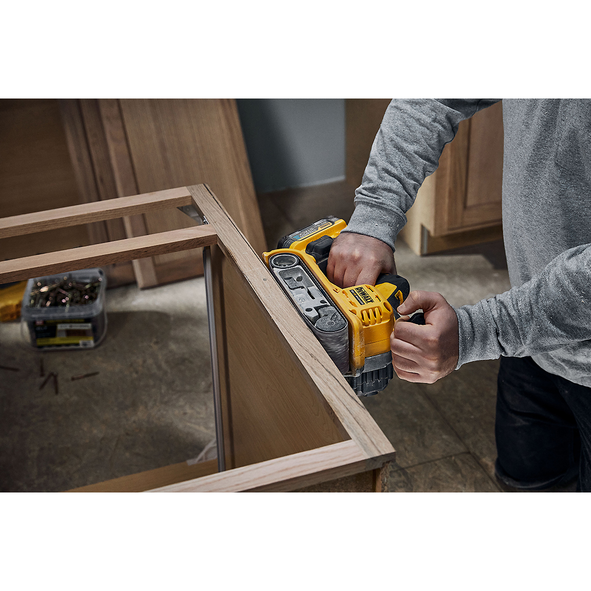 DEWALT Akku-Bandschleifer 18V Basisversion