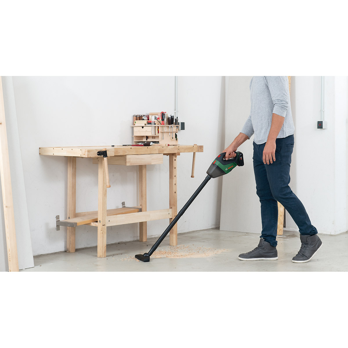Bosch Akku-Handstaubsauger UniversalVac 18