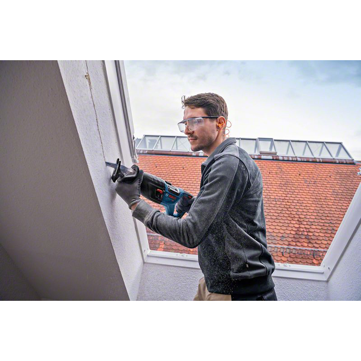 Bosch Akku-Säbelsäge BITURBO GSA 18V-28 mit Säbelsägeblatt Solo