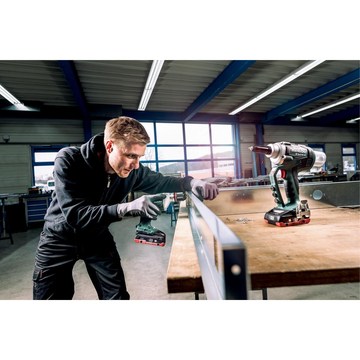 Metabo Akku-Blindnietpistole NP 18 LTX BL 5.0 - Karton