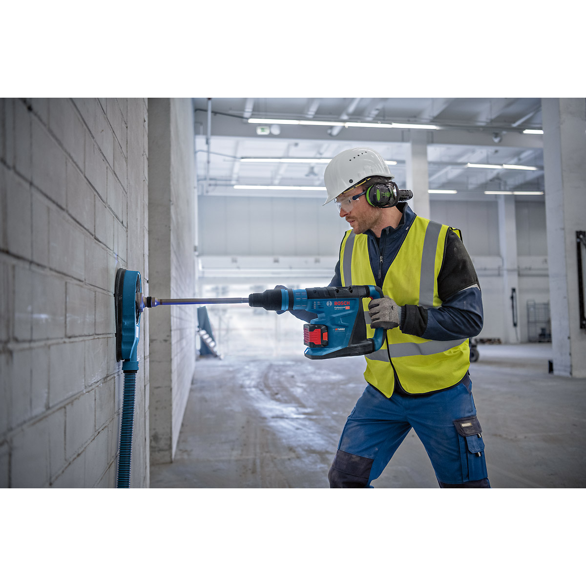 Bosch Akku-Bohrhammer BITURBO mit SDS max GBH 18V-40 C, mit XL-BOXX mit Zubehör-Set