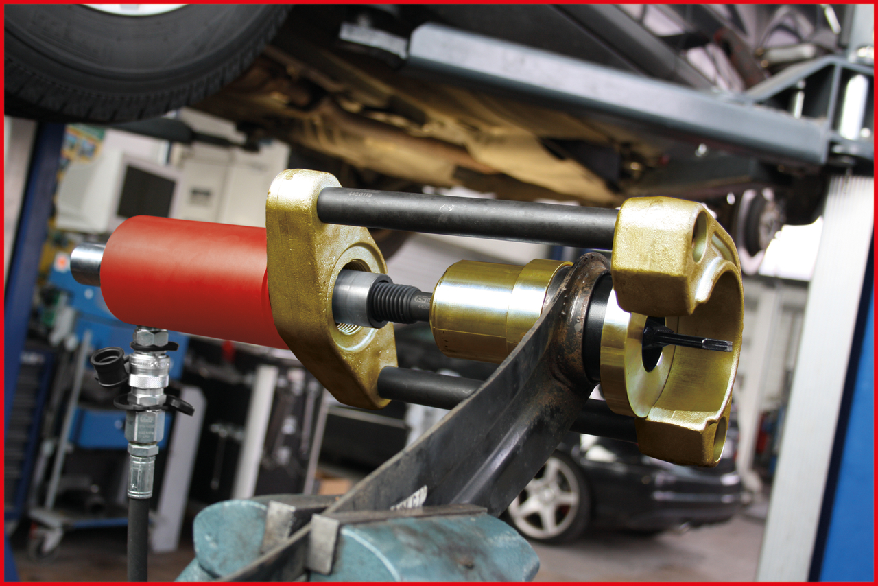 KS Tools Querlenkerbuchsen-Satz, hinten für Ford - Mazda - Volvo, 4-tlg