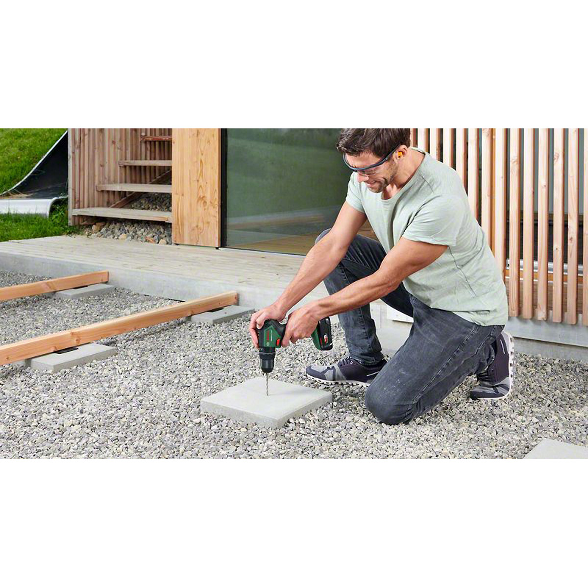 Bosch Akku-Zweigang-Schlagbohrschrauber UniversalImpact 18V-60