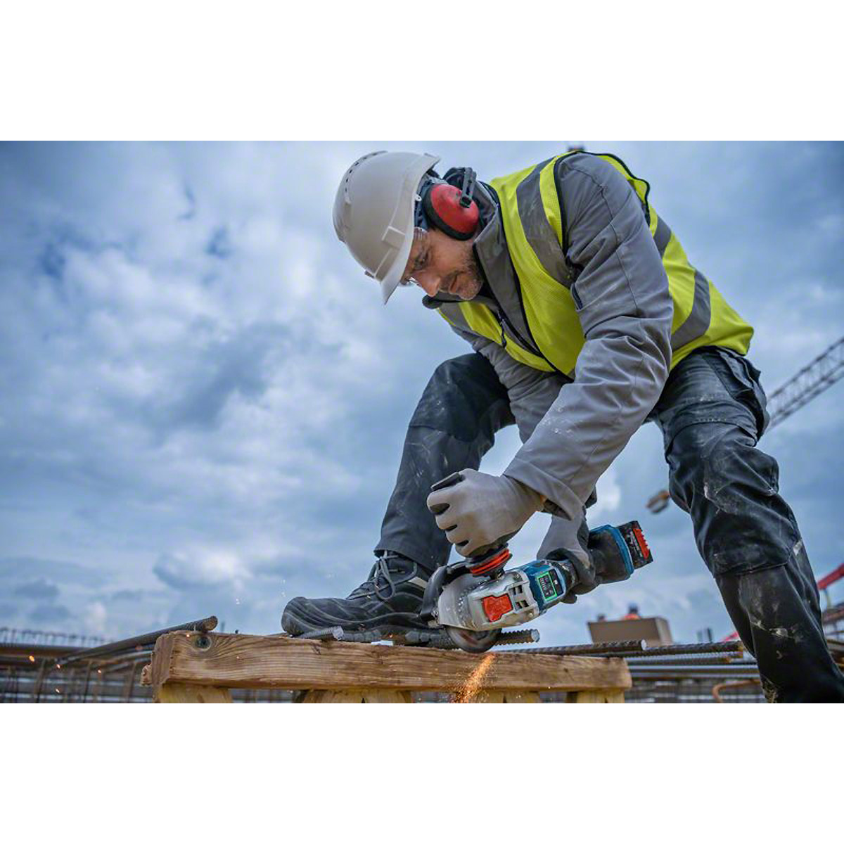 Bosch Akku-Winkelschleifer BITURBO mit X-LOCK GWX 18V-15 PSC