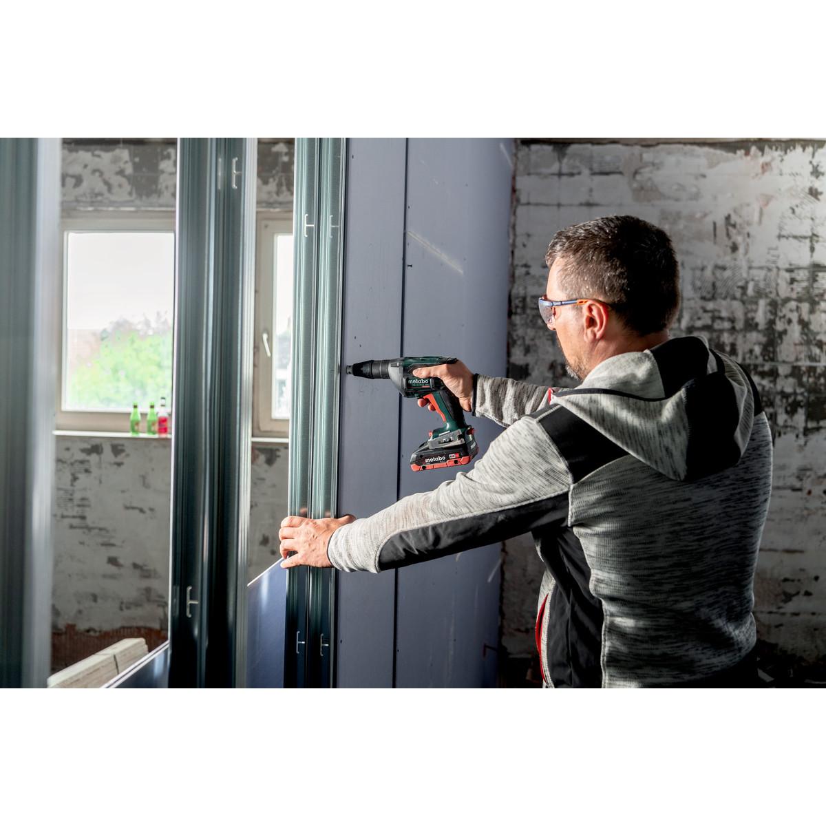 Metabo Akku-Trockenbauschrauber TBS 18 LTX BL 5000 metaBOX 145 L