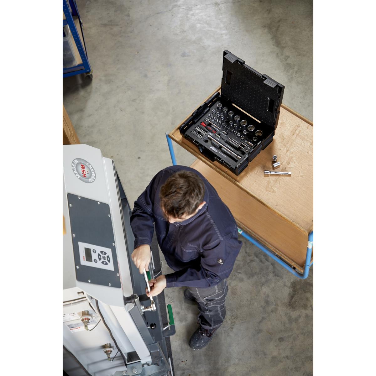 Wiha Steckschlüssel- und Bit Set 1/4 zoll und 1/2 zoll 60-teilges Set mit L-Boxx