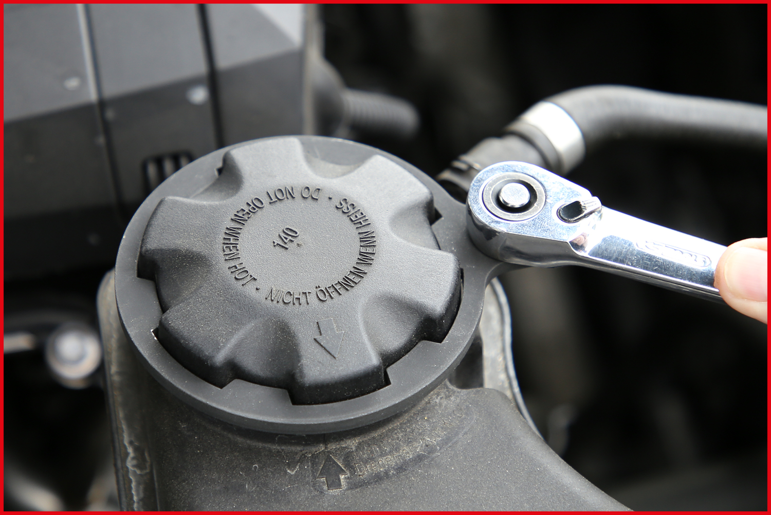 KS Tools Kühlerdeckel-Lösewerkzeug für BMW