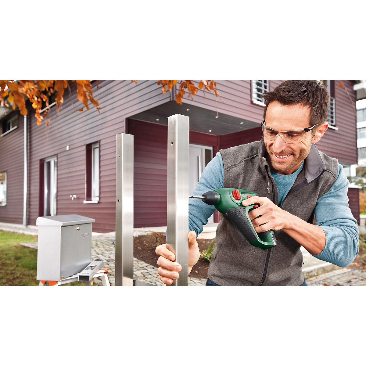 Bosch Akku-Bohrhammer Uneo, mit 1 x PBA 12V 2.0 Ah Akku, Ladegerät AL 1115 CV