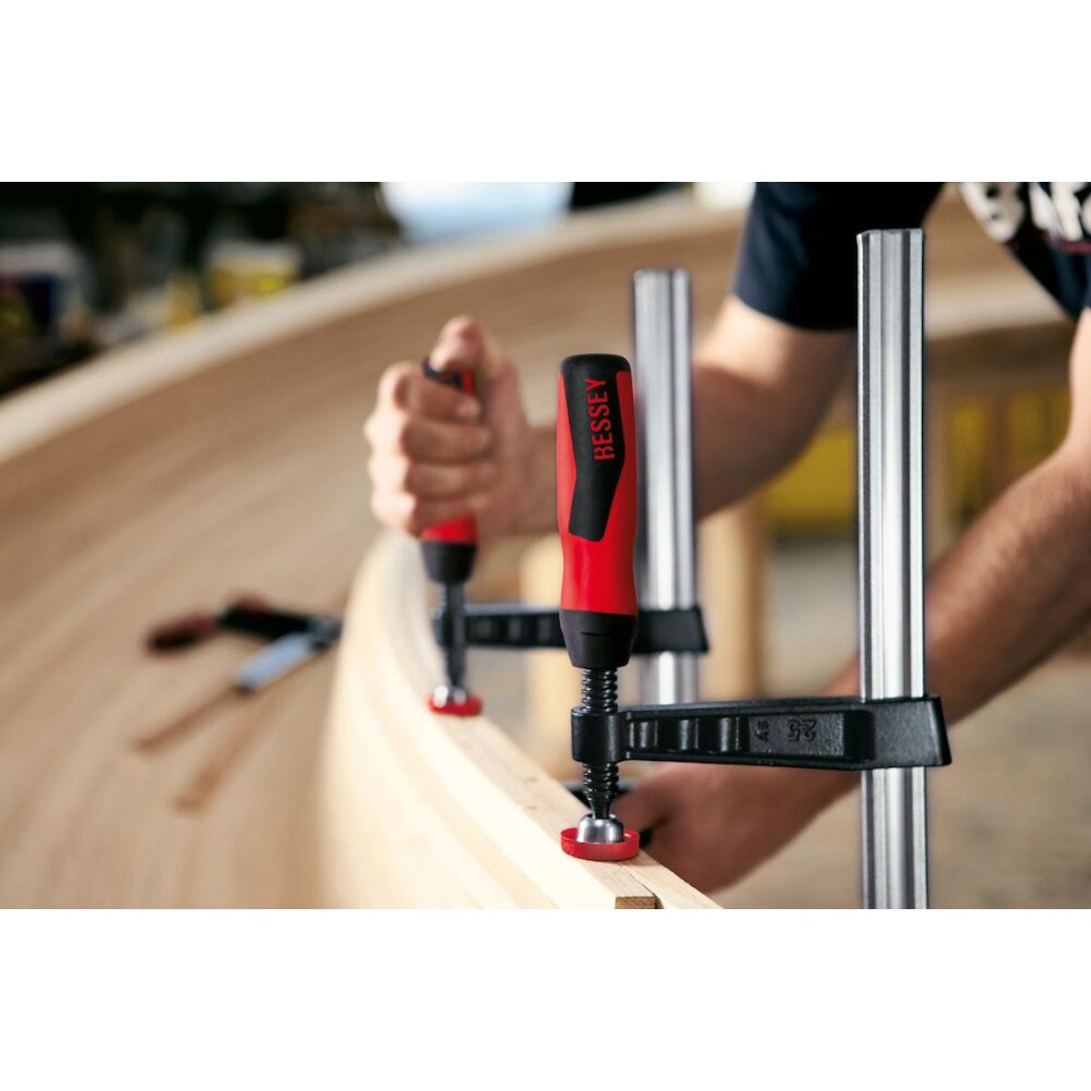 Bessey Original Temperguss-Schraubzwinge TG mit 2-Komponenten-Kunststoffgriff