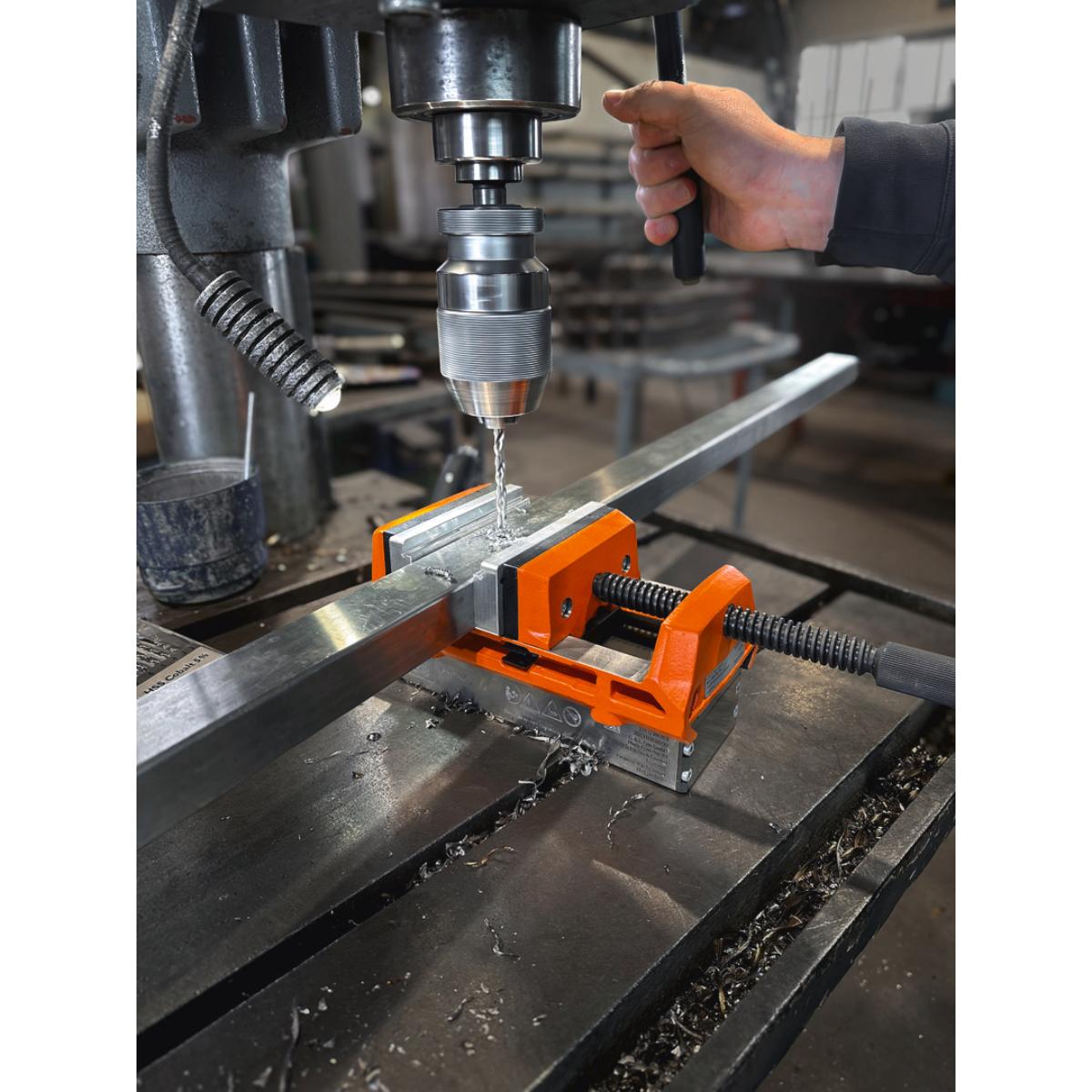 Fein Magnetschraubstock mit Backenbreite von 100 mm VersaMAG Schraubstock Set inkl. Schutzbacken aus