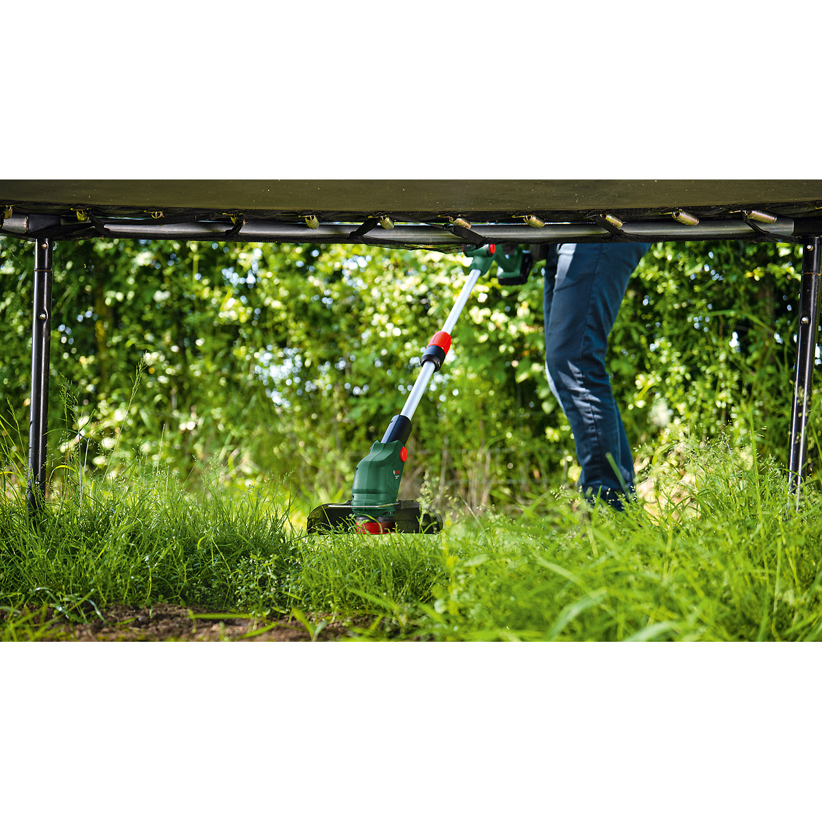 Bosch Akku-Rasentrimmer UniversalGrassCut 18V-26-500, 1 x Akku PBA 18V 2.0Ah