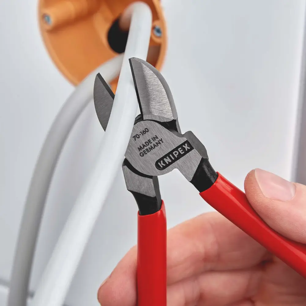 KNIPEX Seitenschneider mit Kunststoff überzogen schwarz atramentiert 160 mm