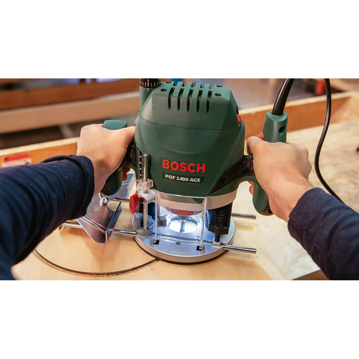 Bosch Oberfräse POF 1400 ACE