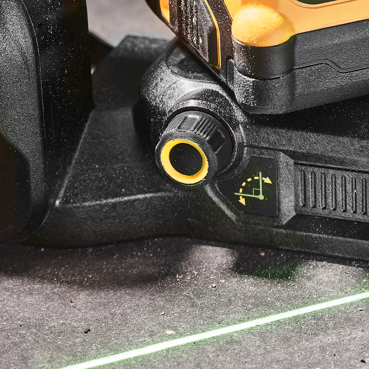 DEWALT Akku-Multi-Linienlaser grün 18V grün + Akku + Schnellladegerät
