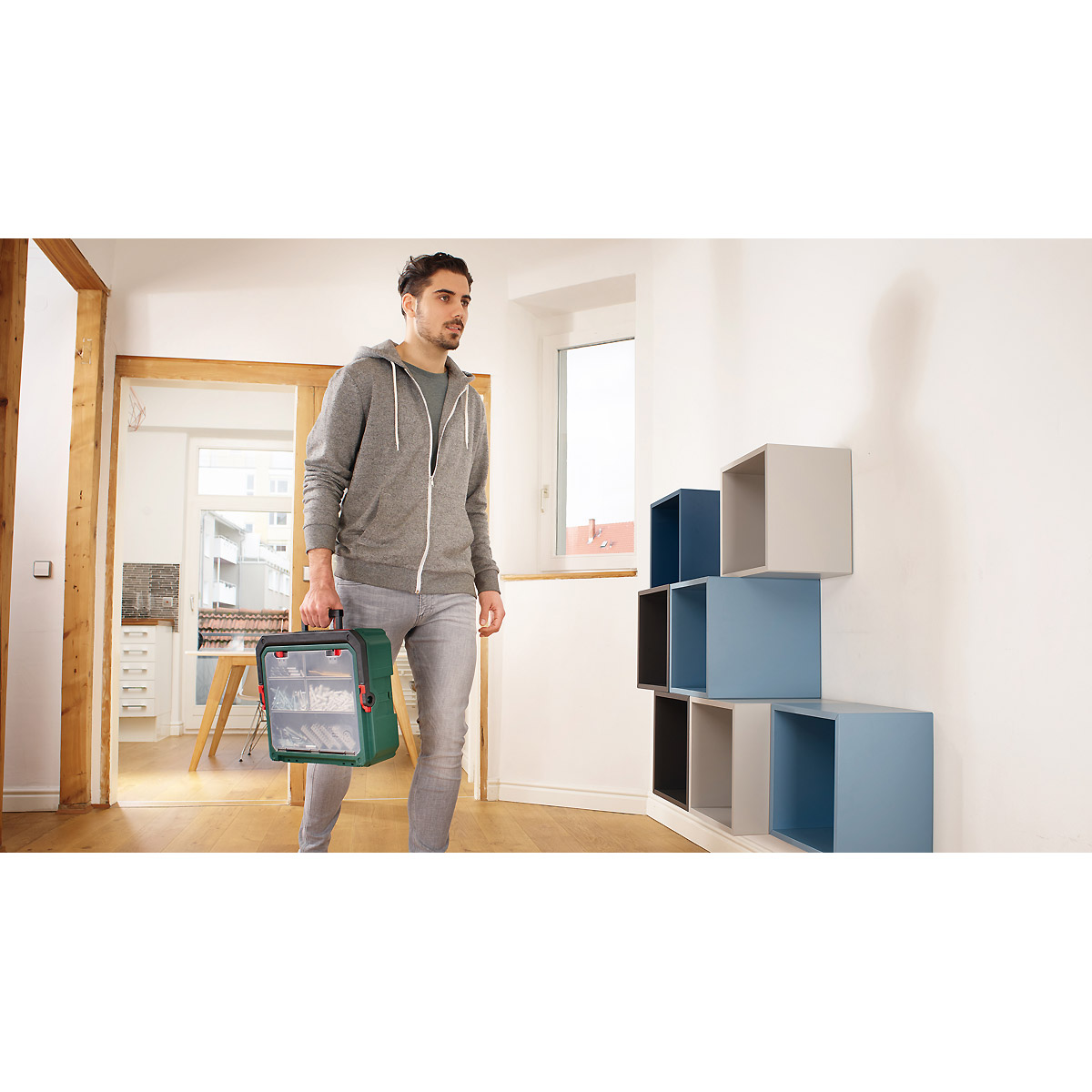 Bosch Akku-Bohrschrauber EasyImpact 18V-40, 2 x Akku PBA 18V 1.5Ah + SystemBox