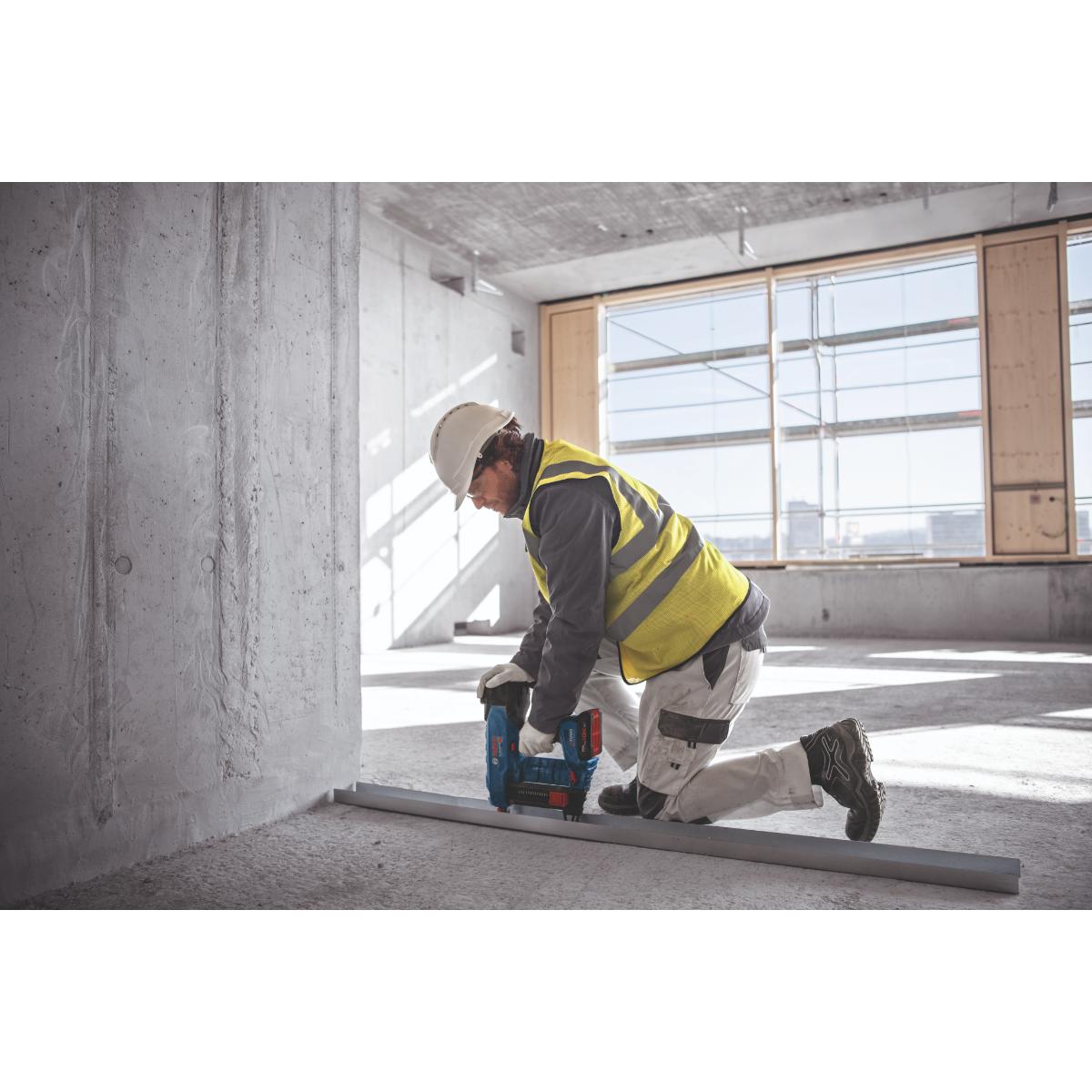Bosch Akku-Betonnagler GNB 18V-38, 2 x Akku ProCORE18V 4.0Ah, XL-BOXX