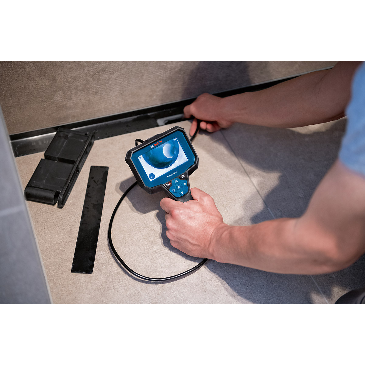 Bosch Inspektionskamera GIC 12V-4-23 C, 4 x 1.5 V-LR6-Batterie , Akku-Adapter