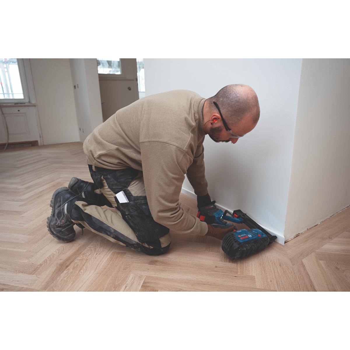 Bosch Akku-Holznagler GNH 18V-50 M inkl. L-BOXX 238