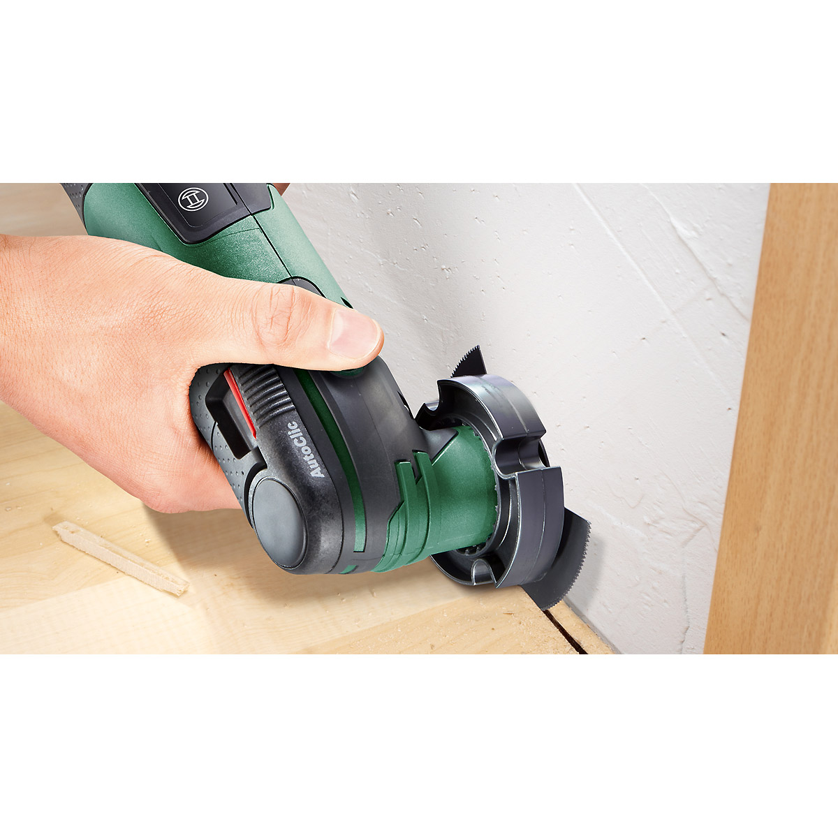 Bosch Akku-Multifunktionswerkzeug UniversalMulti 18V-32