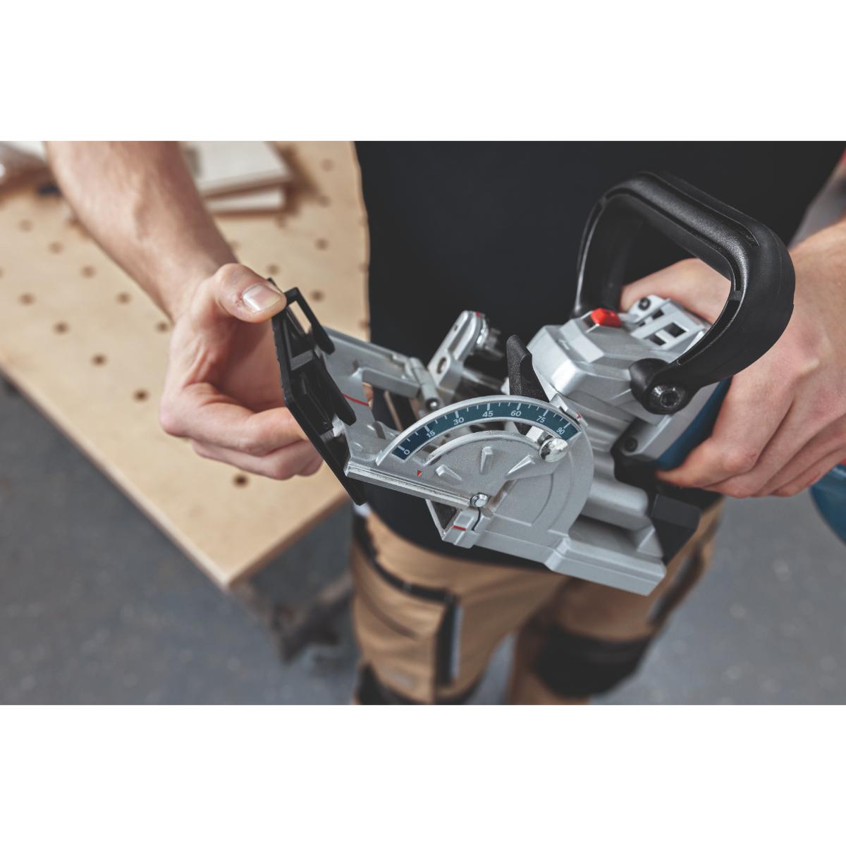 Bosch Universalfräse GFF 18V-22