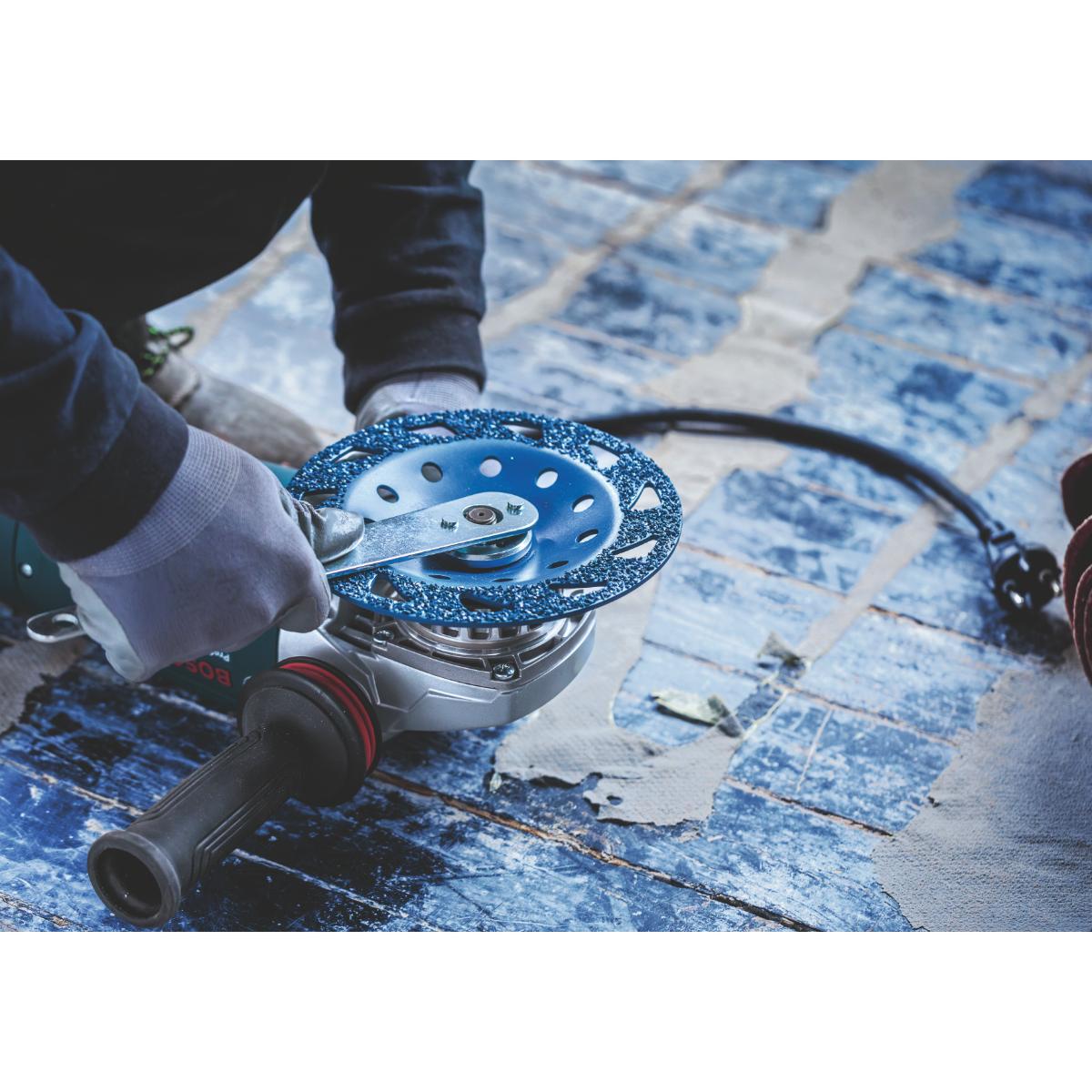 Bosch EXPERT Multi Material Carbide-Topfscheibe mittel 180 mm, 22,23 mm