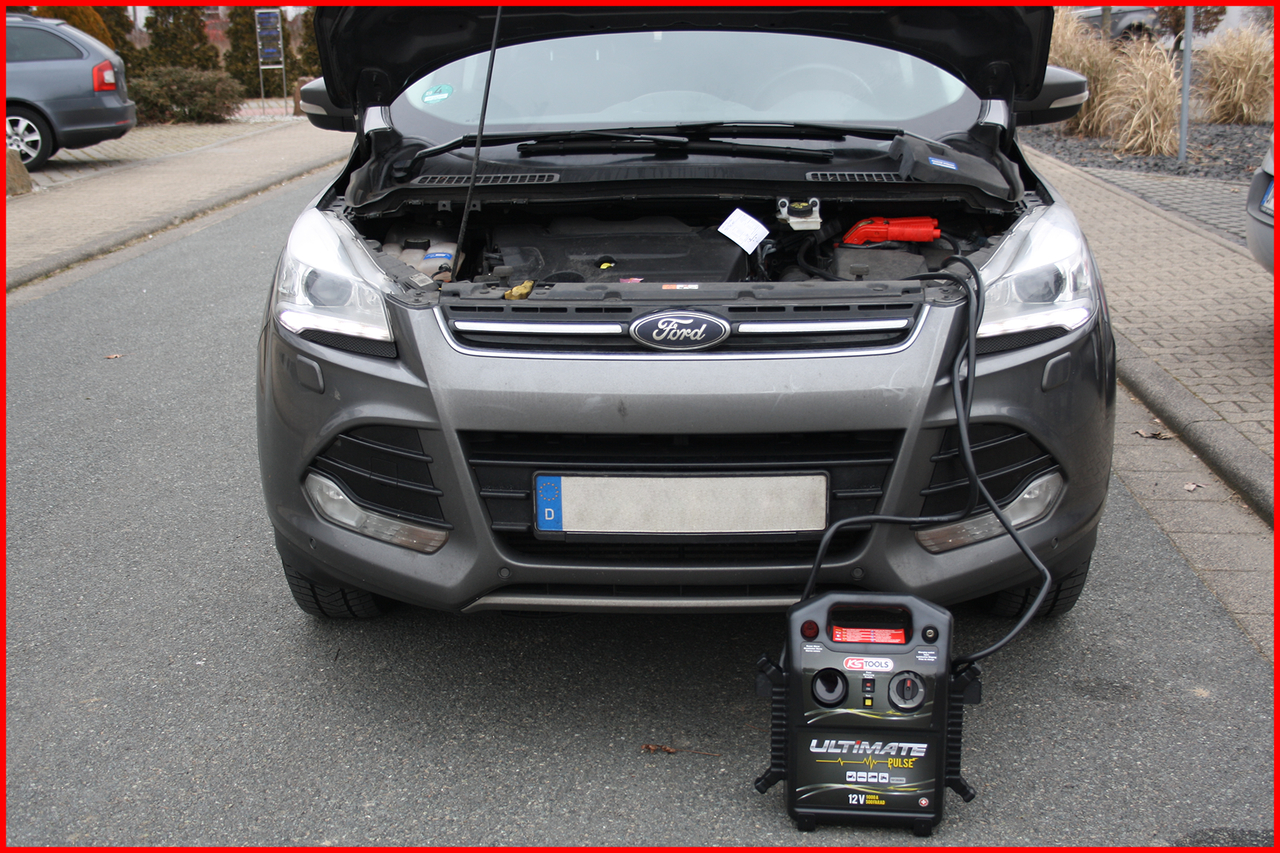 KS Tools 12 V Kondensator-Booster - mobiles Starthilfegerät 1800 A