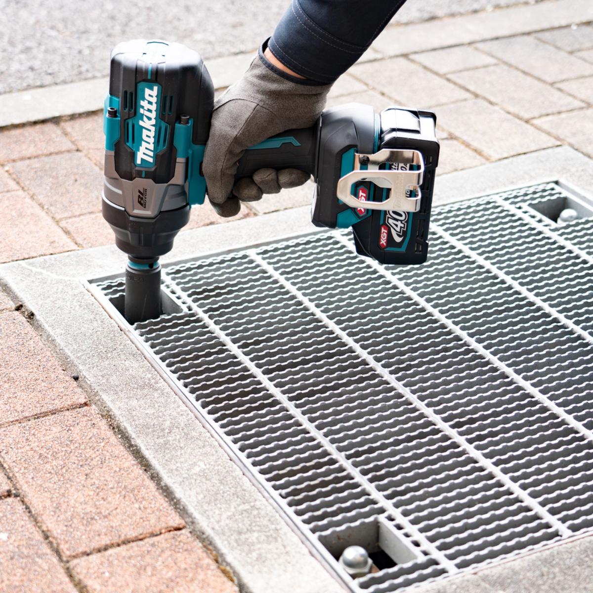 Makita Akku-Schlagschrauber XGT - 40V max. - 1/2 Zoll - 1.360 Nm - 0 - 1.800 U/min - TW003GZ