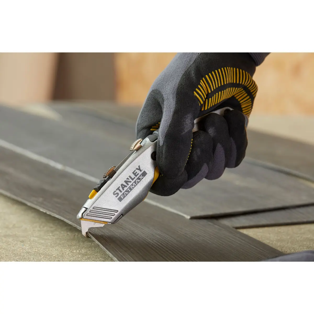 STANLEY FATMAX PRO Universalmesser 2-in-1 mit einziehbarer Klinge