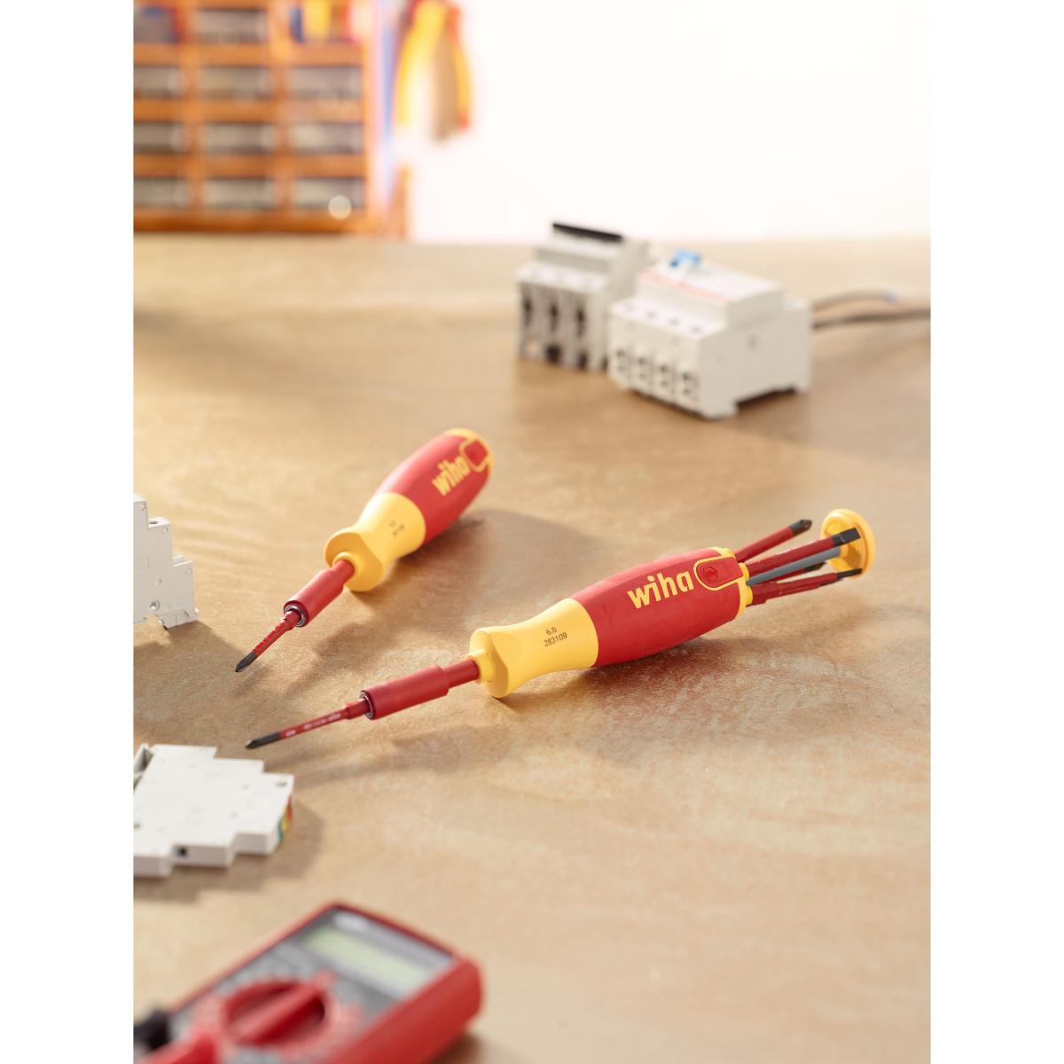 Wiha Schraubendreher mit Bit Magazin LiftUp electric Schlitz, Phillips mit 6 slimBits