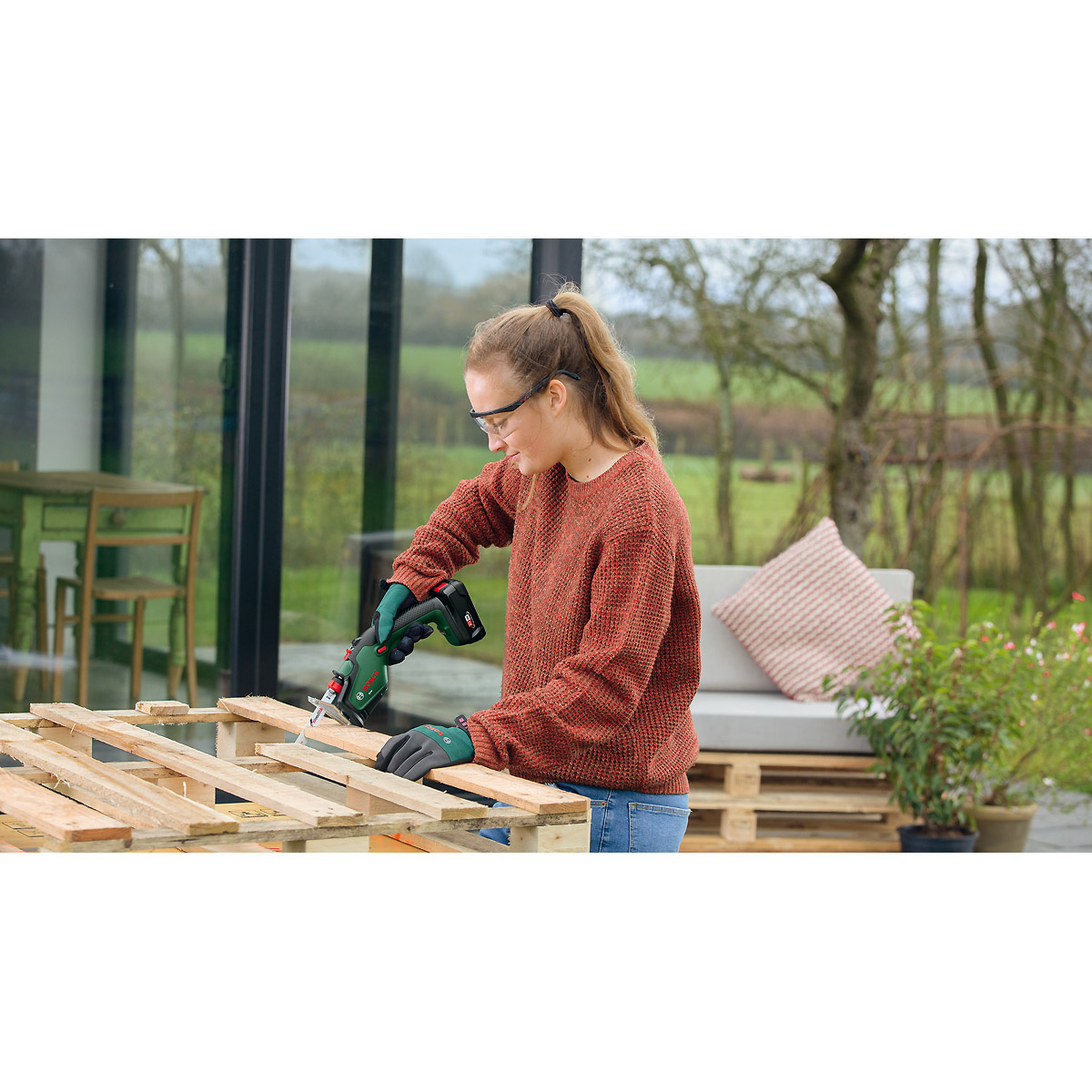 Bosch Akku-Gartensäge Keo