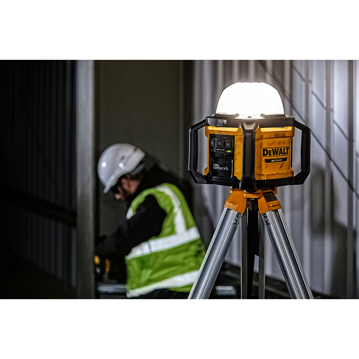DEWALT Akku-Baustellenstrahler 18V Basisversion