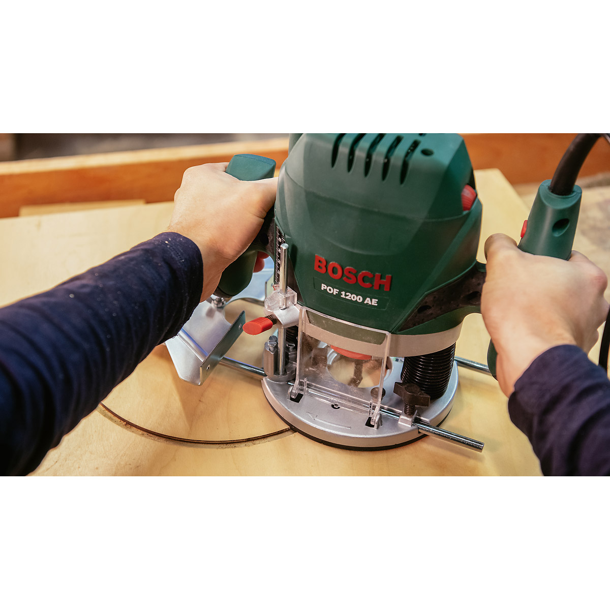 Bosch Oberfräse POF 1200 AE