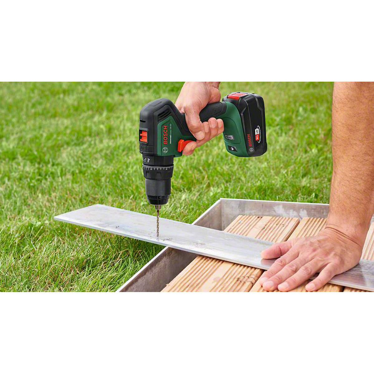 Bosch Akku-Zweigang-Schlagbohrschrauber UniversalImpact 18V-60