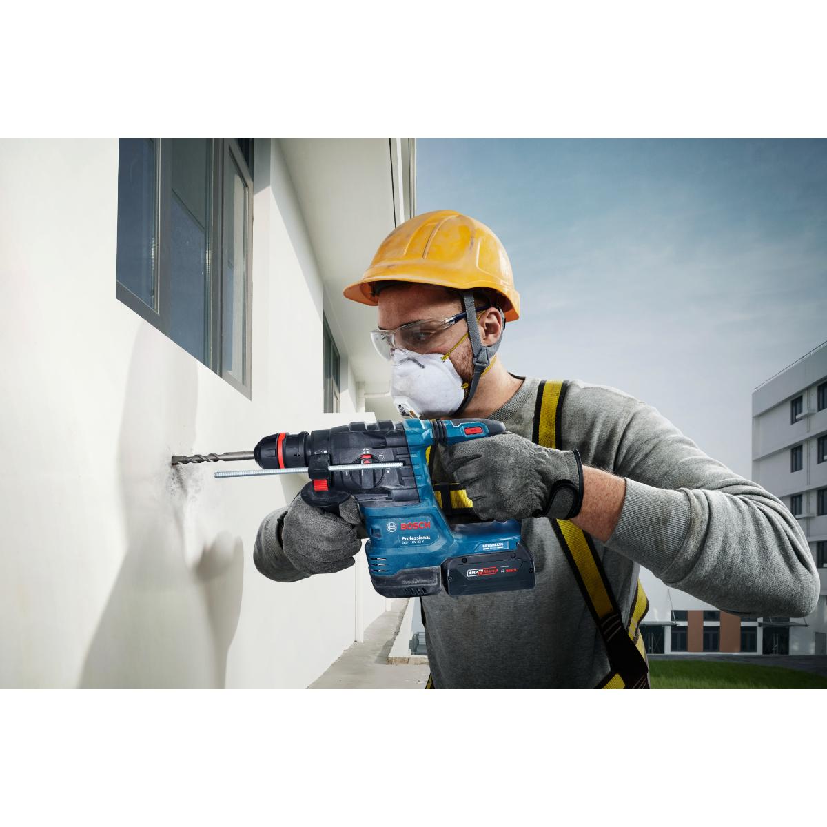 Bosch Akku-Bohrhammer mit ONECHUCK GBH 18V-22 X in L-BOXX 136