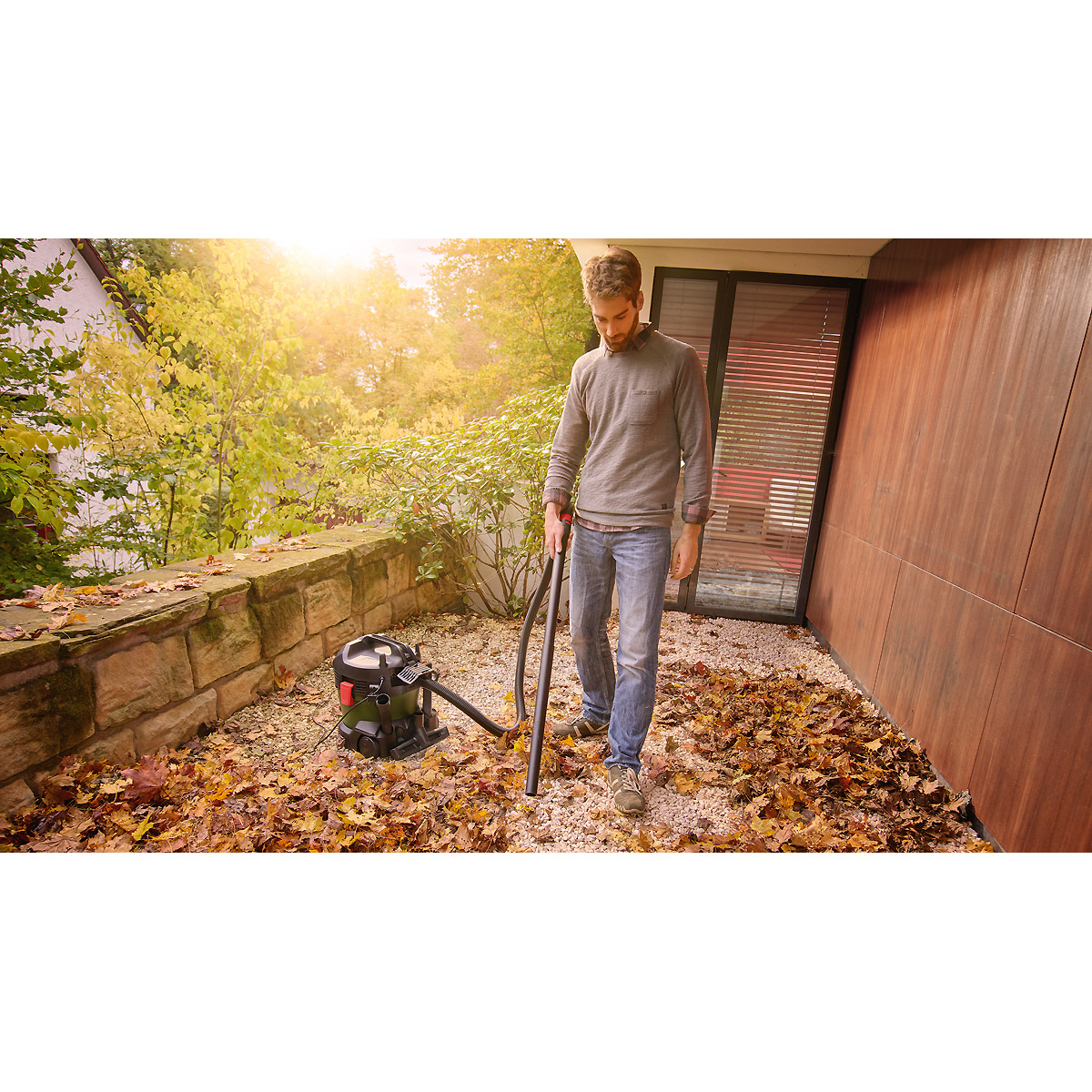 Bosch Nass- und Trockensauger UniversalVac 15