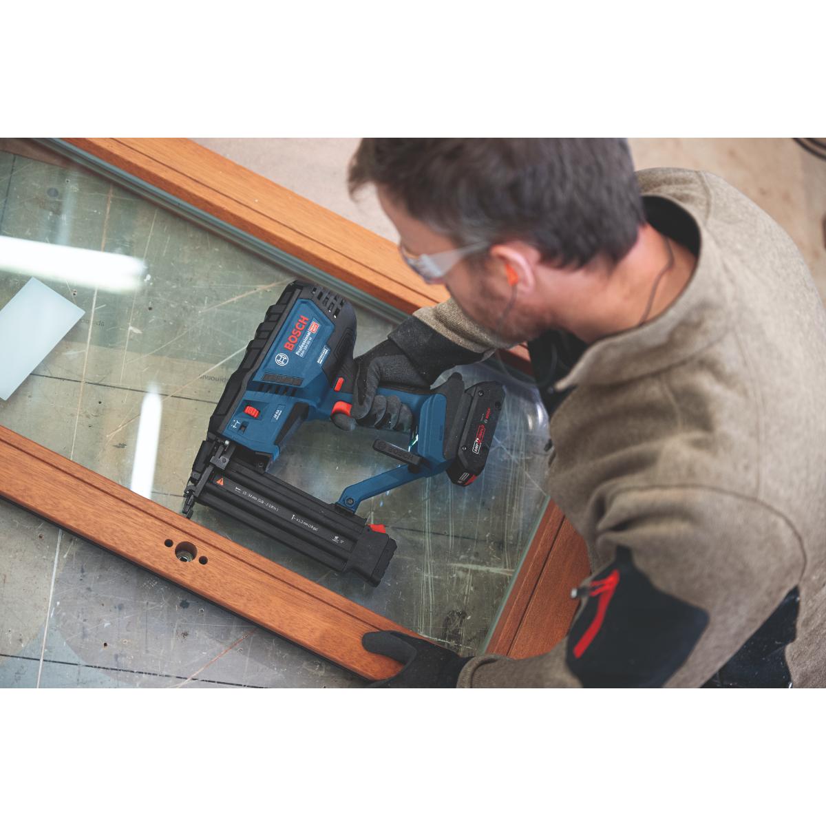 Bosch Akku-Holznagler GNH 18V-50 M inkl. L-BOXX 238