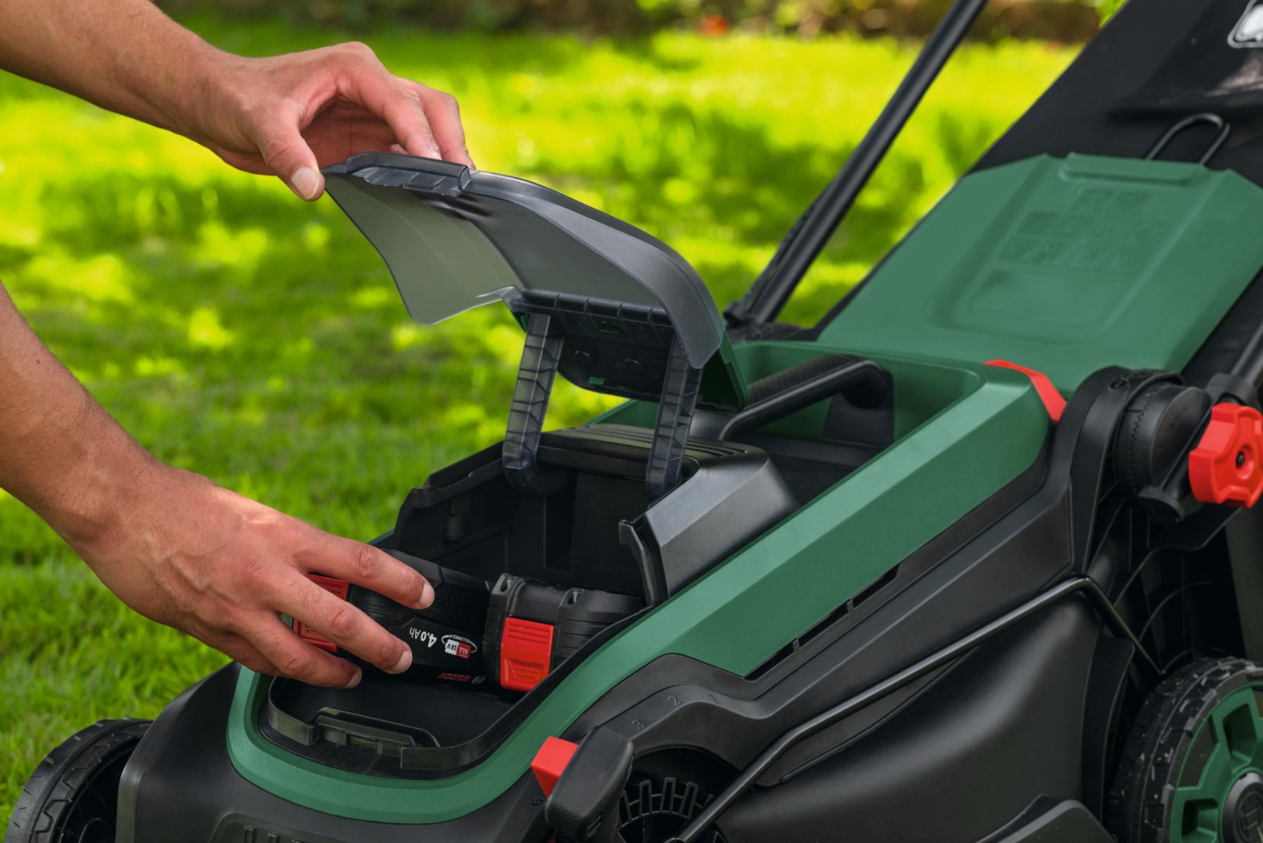 Bosch Akku-Rasenmäher ROTAK18V2-38, 2x Akku PBA 18V 4.0Ah