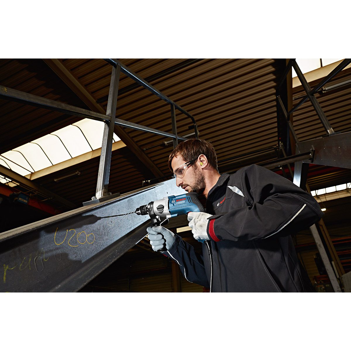 Bosch Bohrmaschine GBM 13-2 RE, mit hochpräzisem Schnellspannbohrfutter 1,5 - 13 mm