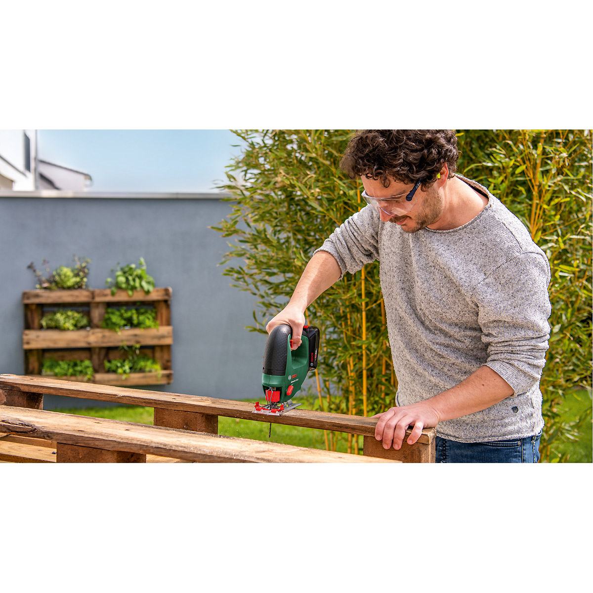 Bosch Akku-Stichsäge UniversalSaw 18V-100