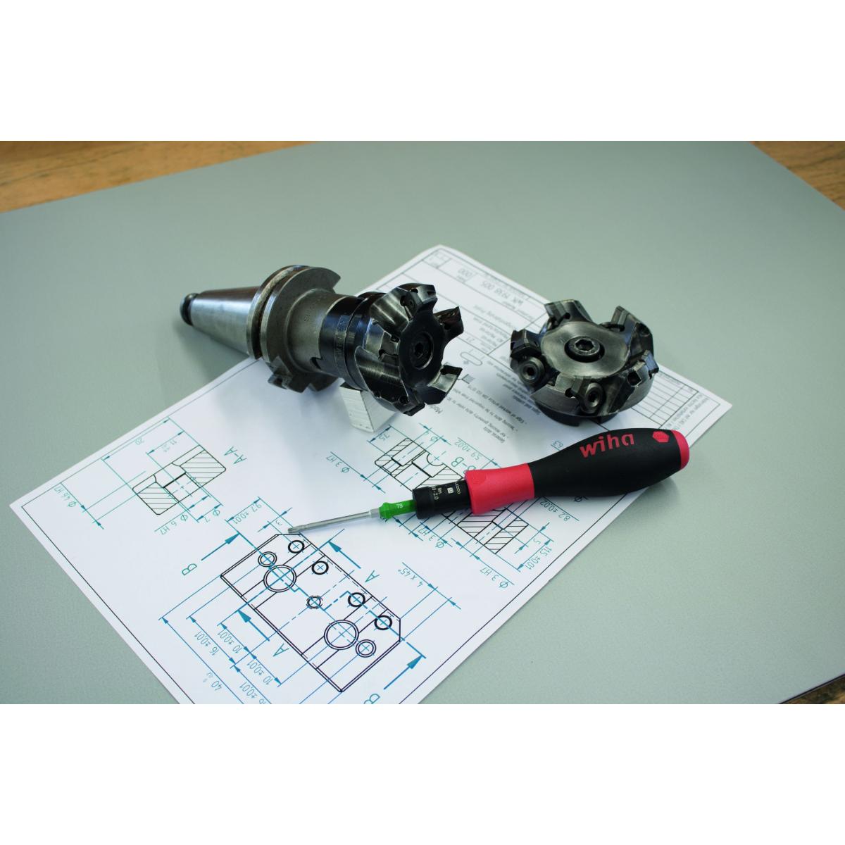 Wiha Drehmoment-Schraubendreher Set TorqueVario -S 0,8-5,0 Nm TORX , TORX PLUS 14-teilges Set variabel einstellbare Drehmomentbegrenzung mit Box
